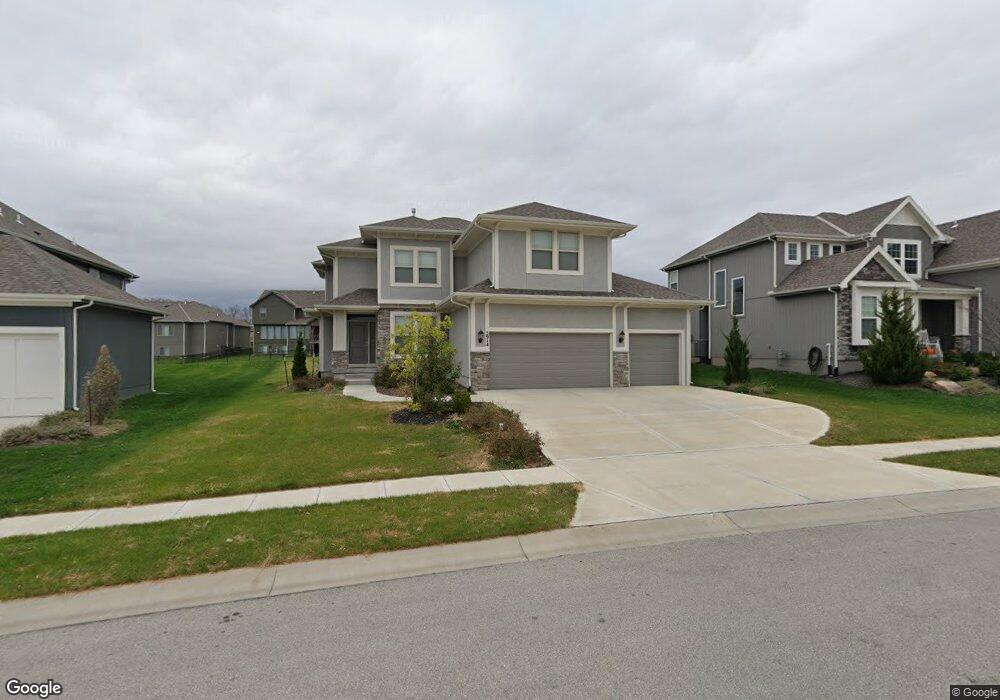 5914 Marion St, Shawnee, KS 66218 - photo 1