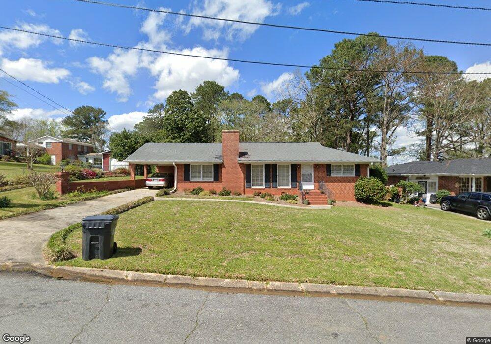 102 Hickory Dr SW, Milledgeville, GA 31061 - photo 1