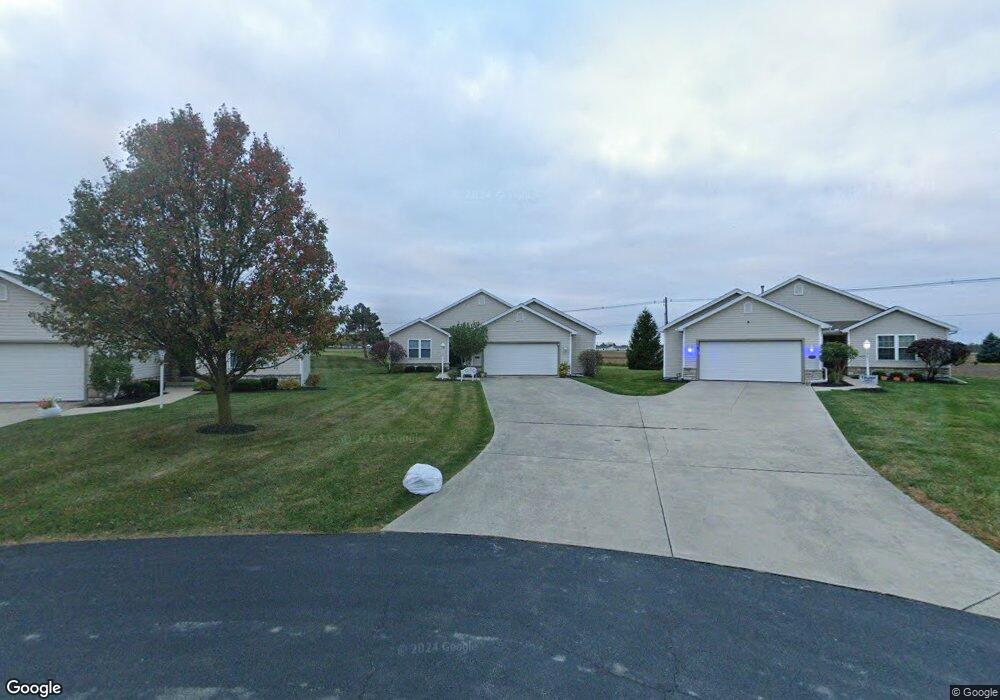1407 Madison Place unit 26, Wapakoneta, OH 45895 - photo 1