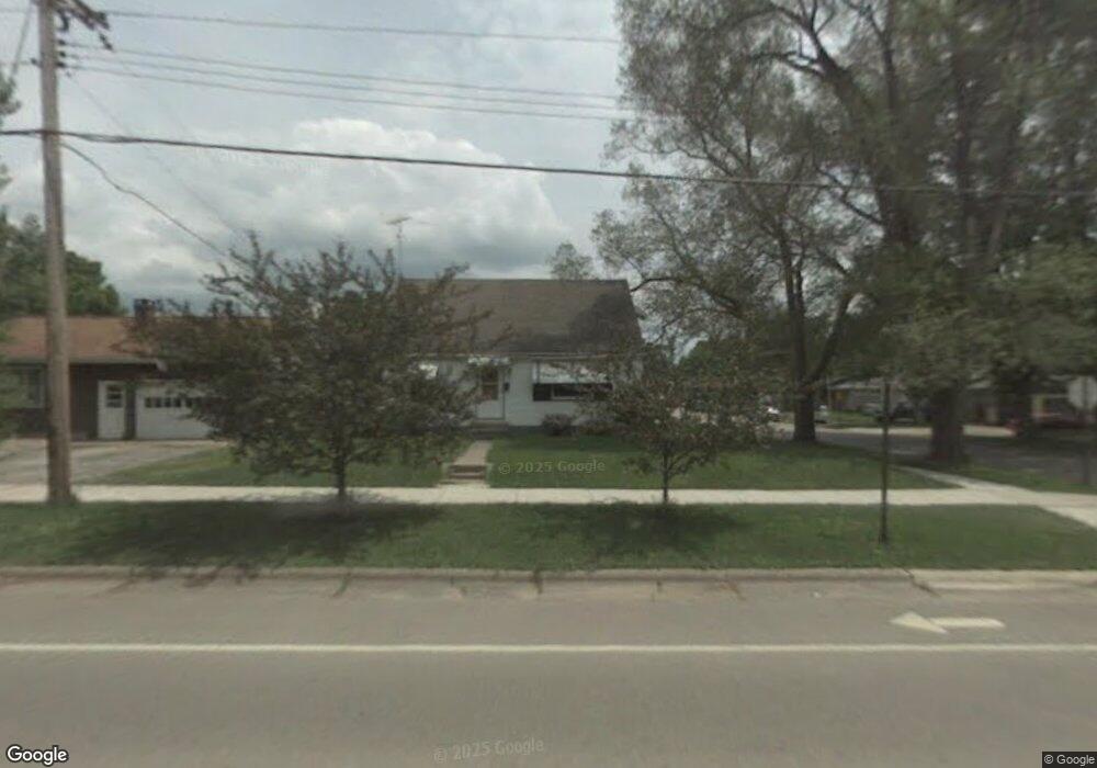 300 N Elm St, La Crescent, MN 55947 - photo 1