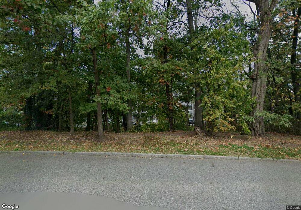 38B Triumph Ct unit B, East Rutherford, NJ 07073 - photo 1