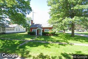 400 S Vine St, Nokomis, IL 62075