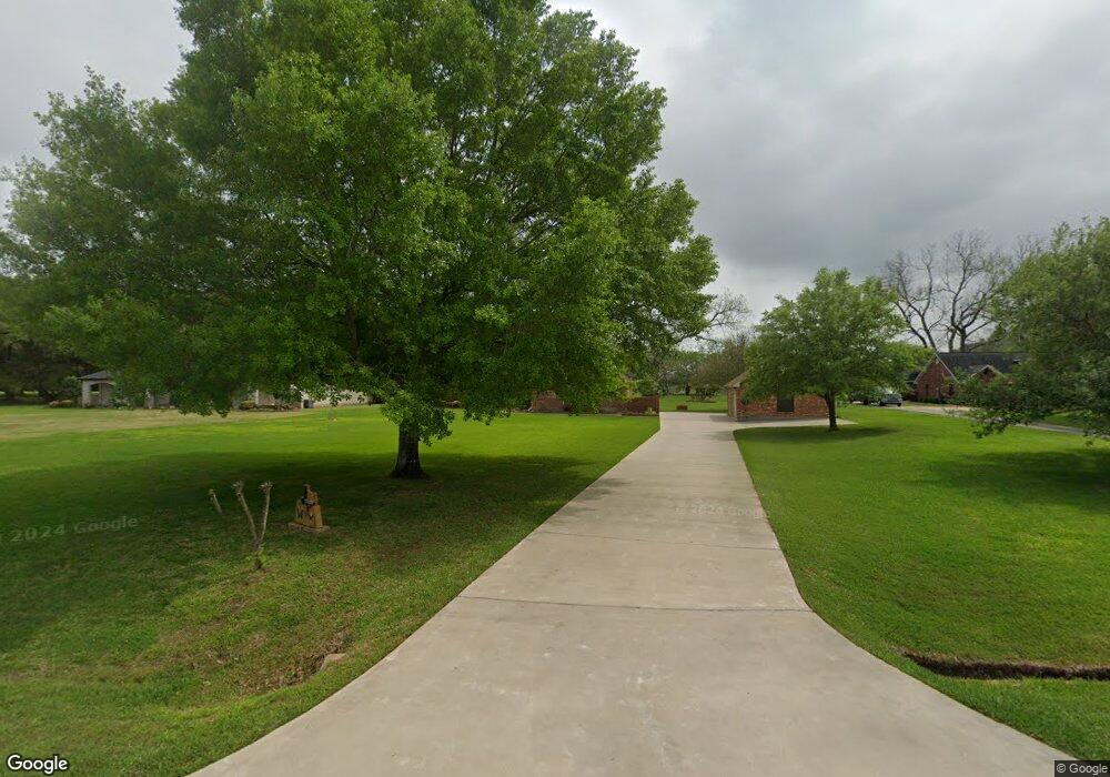 103 Woodside Dr, Bay City, TX 77414 - photo 1