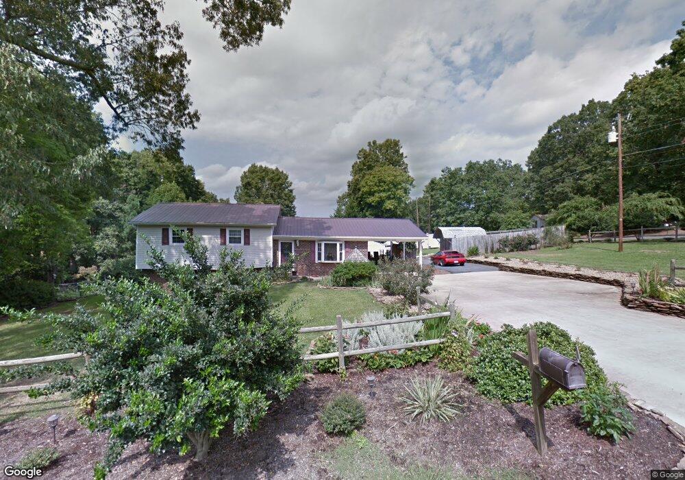 253 Trotter Ln, Asheboro, NC 27205 - photo 1