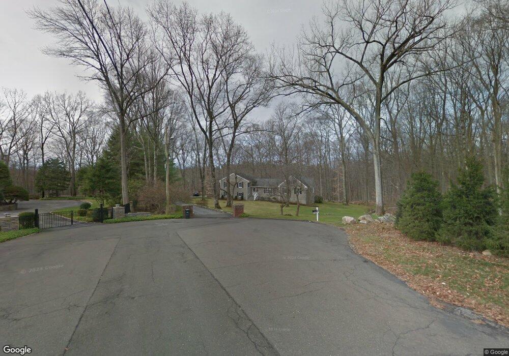 27 Greenbrier Ln, Stamford, CT 06903 - photo 1