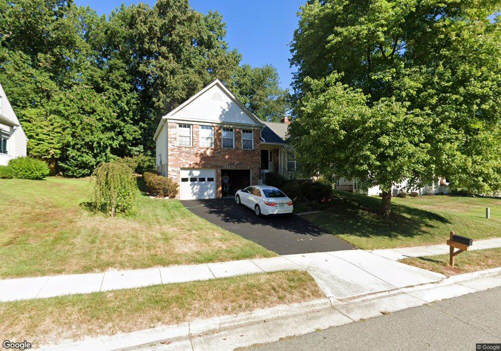 8212 Walnut Ridge Rd, Fairfax Station, VA 22039 - photo 1