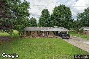 447 E Countiss St, Bruce, MS 38915