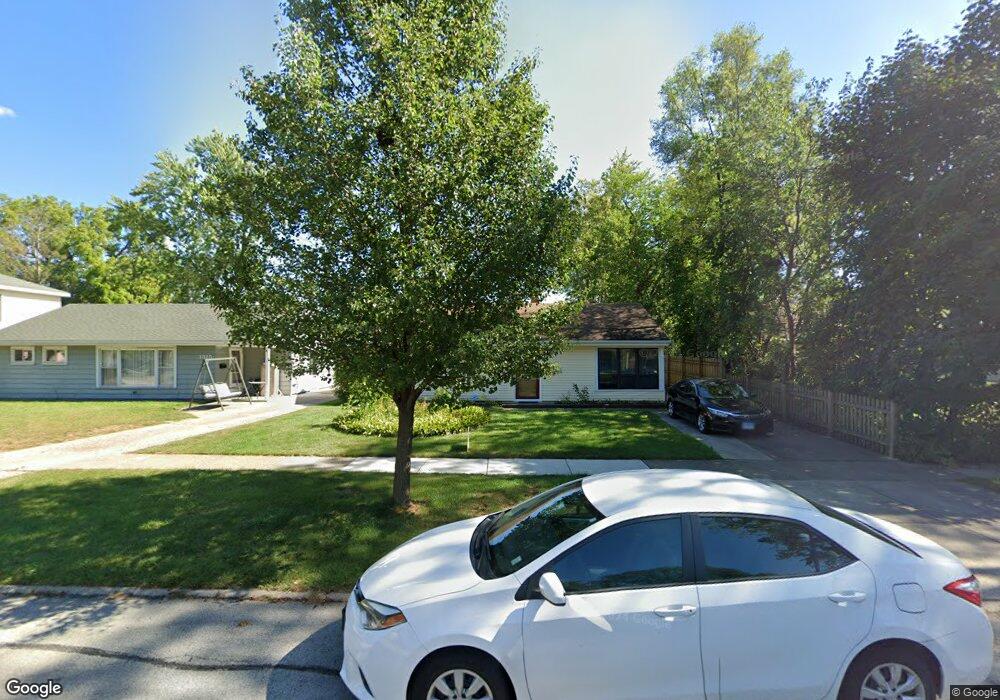 1321 Jeannette St, Des Plaines, IL 60018 - photo 1