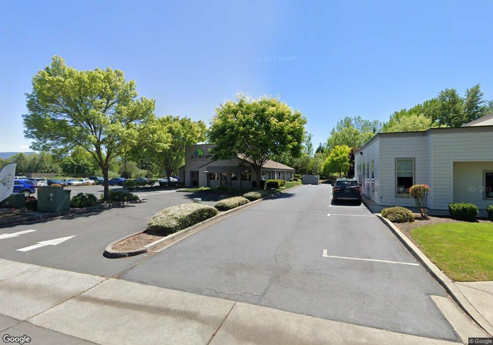 810 Ohare Pkwy unit 101, Medford, OR 97504 - photo 1