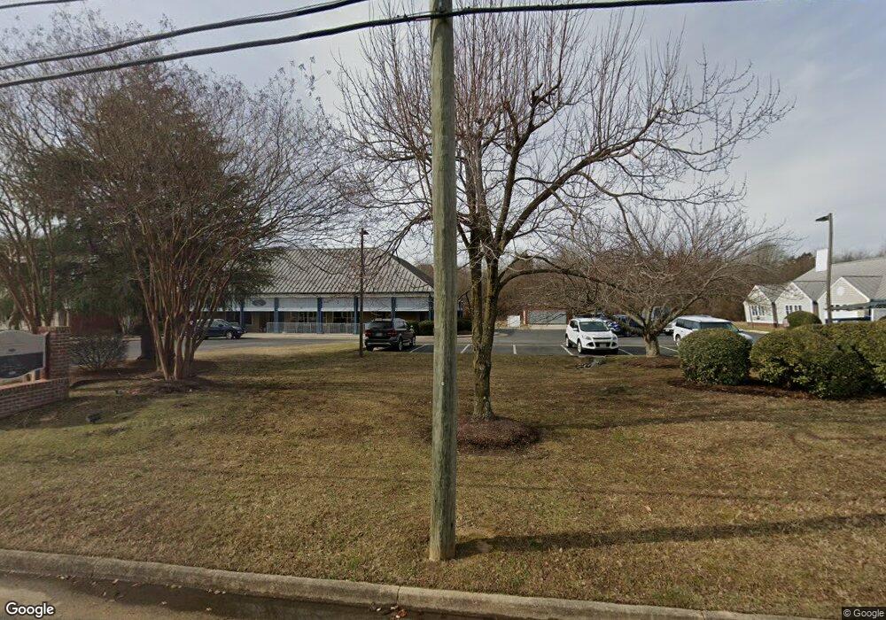 809 Thompson St, Ashland, VA 23005 - photo 1