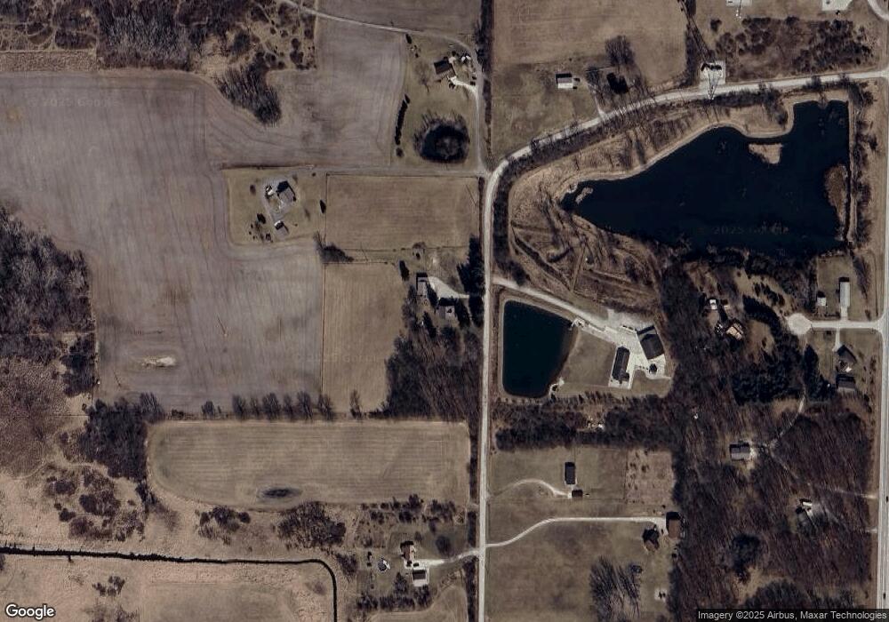 1237 N 25 W, Albion, IN 46701 - photo 1