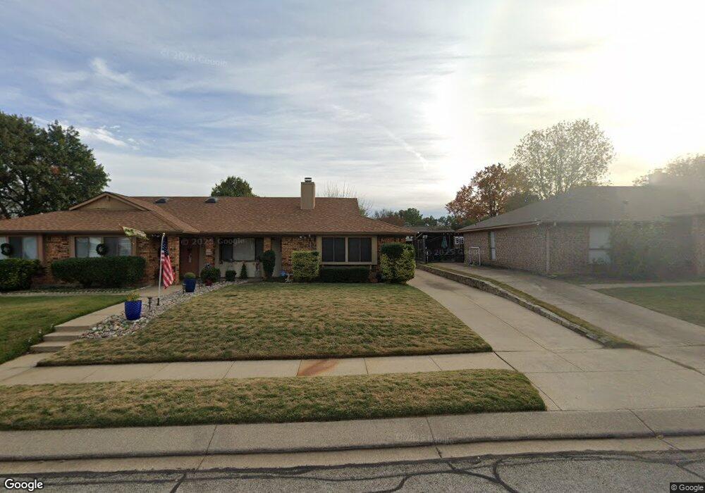 2424 Dalewood Ln, Bedford, TX 76022 - photo 1