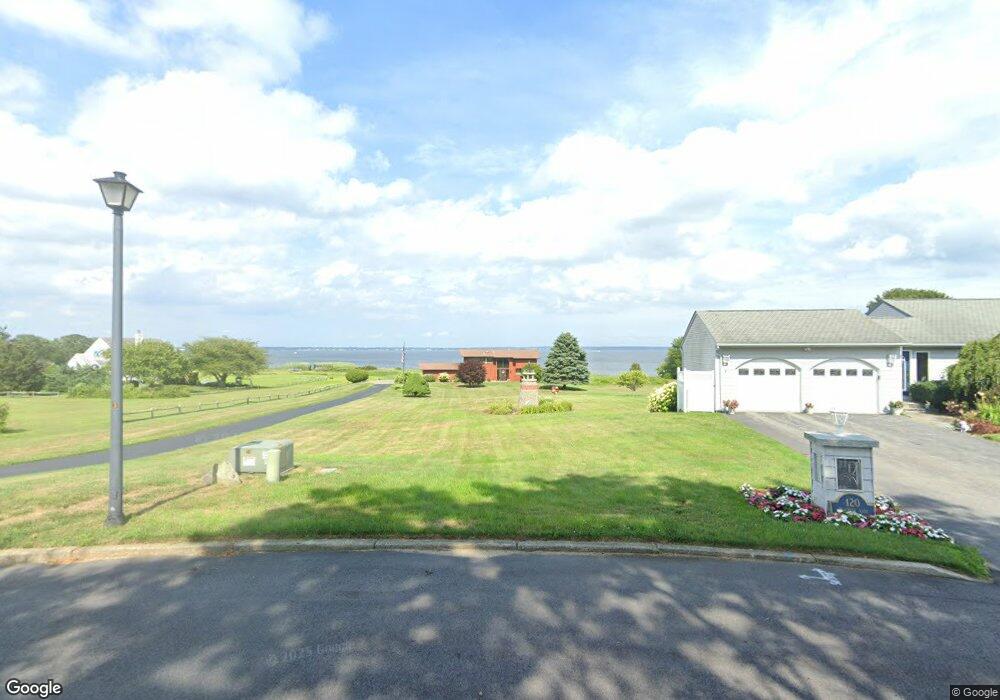 110 Seacrest Ln, Warwick, RI 02889 - photo 1