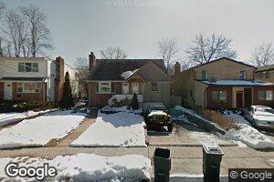 10 Pequot Ave, Port Washington, NY 11050