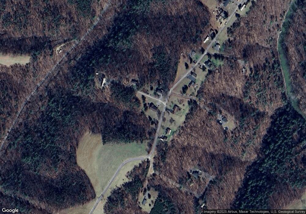 11 Longview Ln, Berkeley Springs, WV 25411 - photo 1