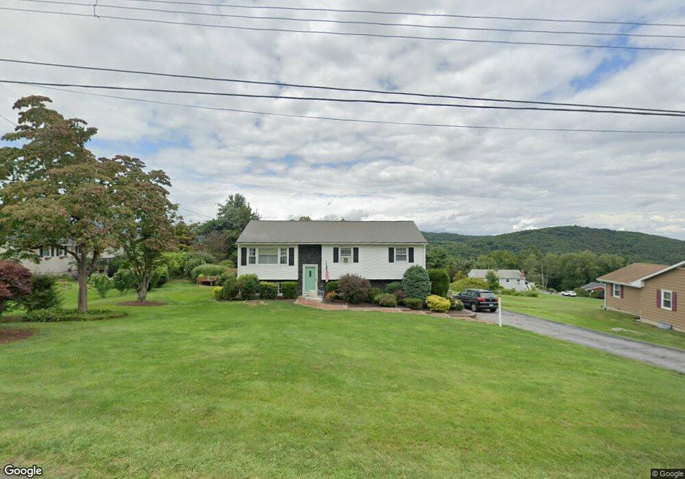 5 Sherry Ln, New Fairfield, CT 06812 - photo 1