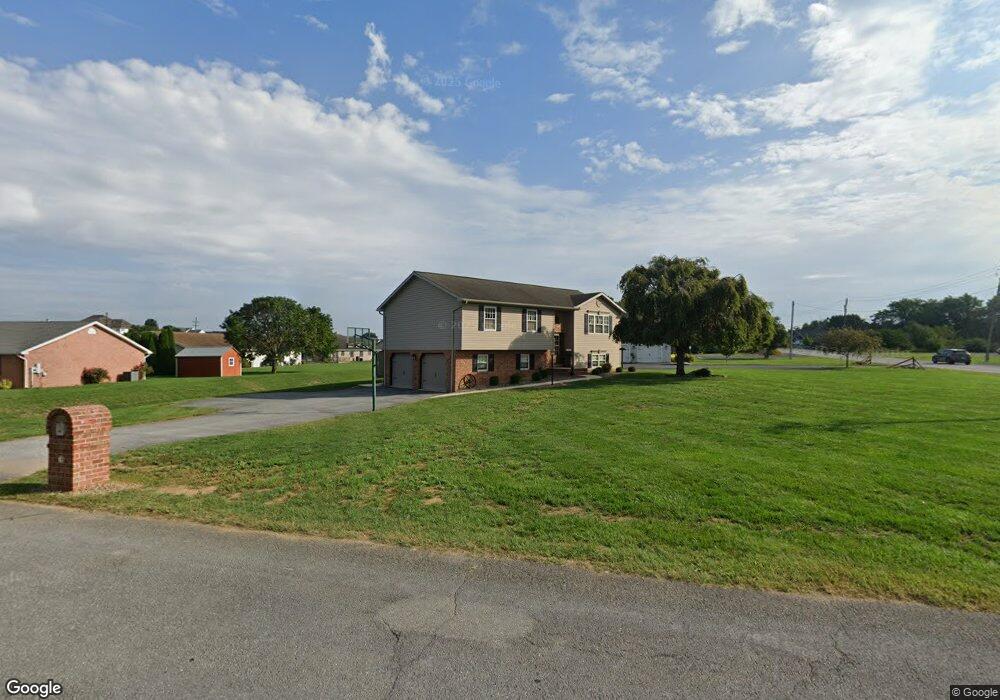 1043 Jason Dr, Greencastle, PA 17225 - photo 1