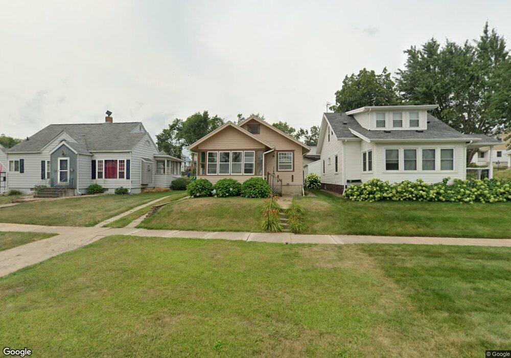 1353 Burch Ave NW, Cedar Rapids, IA 52405 - photo 1