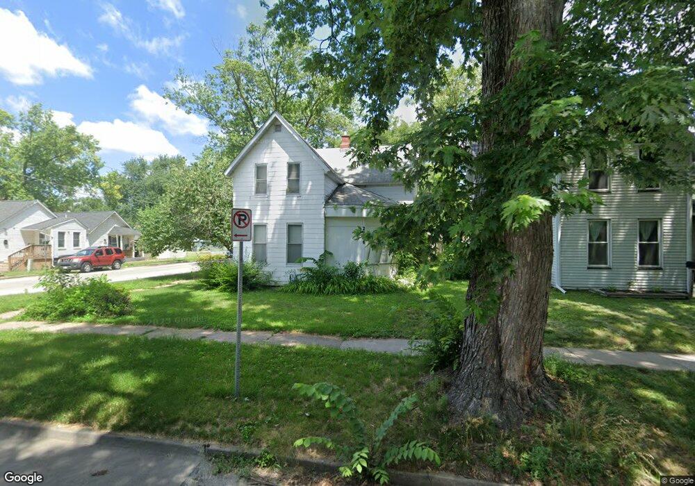 2226 W 1st St, Davenport, IA 52802 - photo 1