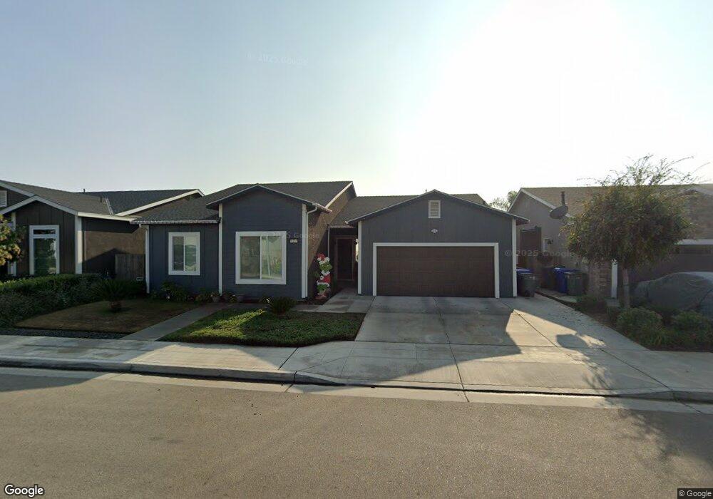 6375 E Fedora Ave, Fresno, CA 93727 - photo 1