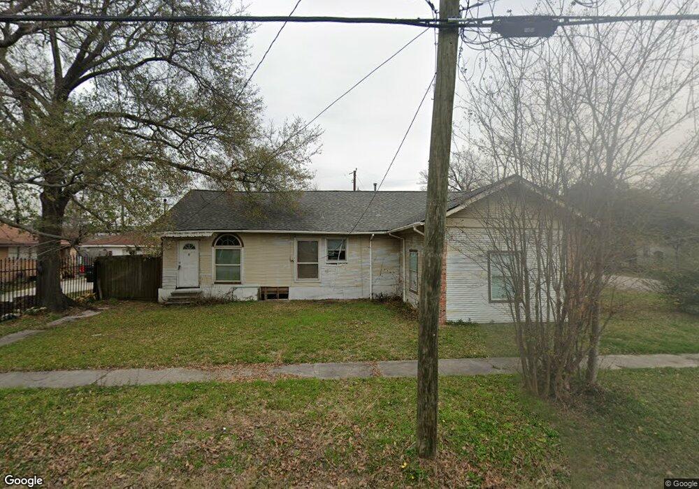1600 Tabor St, Houston, TX 77009 - photo 1