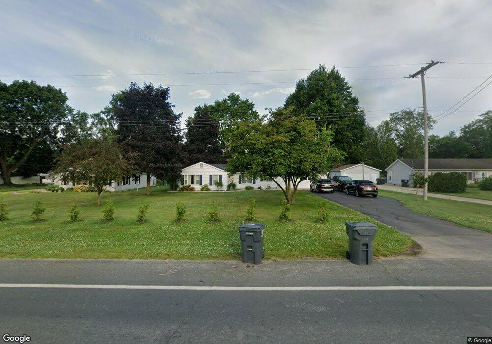 10424 Oakland Dr, Portage, MI 49024 - photo 1