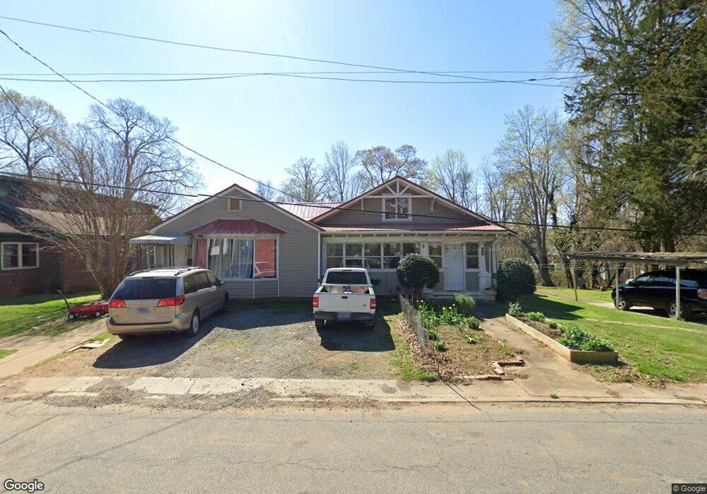 609 W 5th St, Siler City, NC 27344 - photo 1