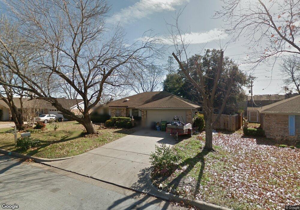 341 Mountainview Dr, Hurst, TX 76054 - photo 1