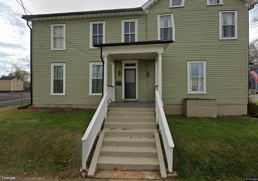 201 E Stevens St unit 2, Culpeper, VA 22701 - photo 1