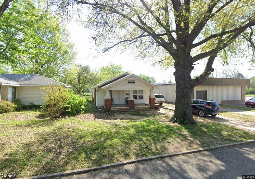817 S Oklahoma St, Sapulpa, OK 74066 - photo 1