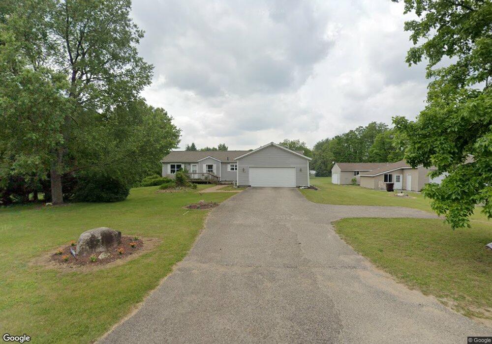 195 Lakeview Dr, Wayland, MI 49348 - photo 1