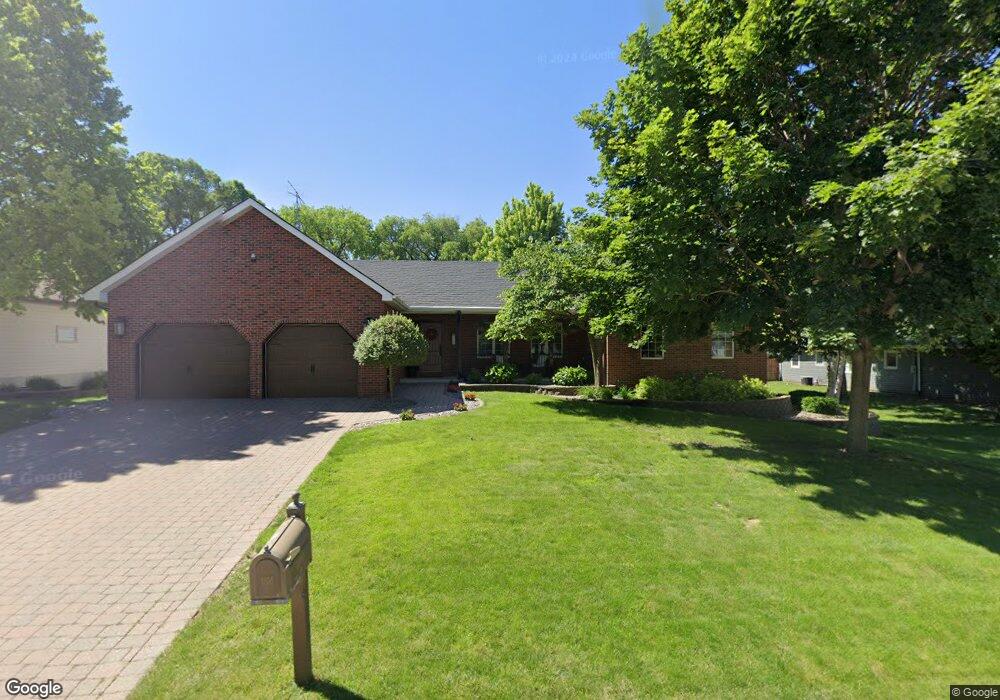 1108 2nd Ave NE, Clarion, IA 50525 - photo 1