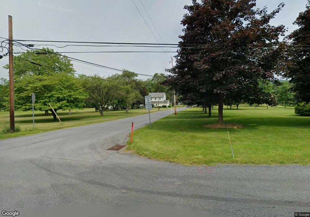 2606 Mountain Rd, Bath, PA 18014 - photo 1