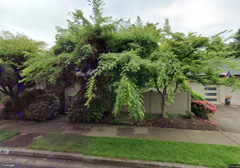 837 Fairway View Dr, Eugene, OR 97401 - photo 1