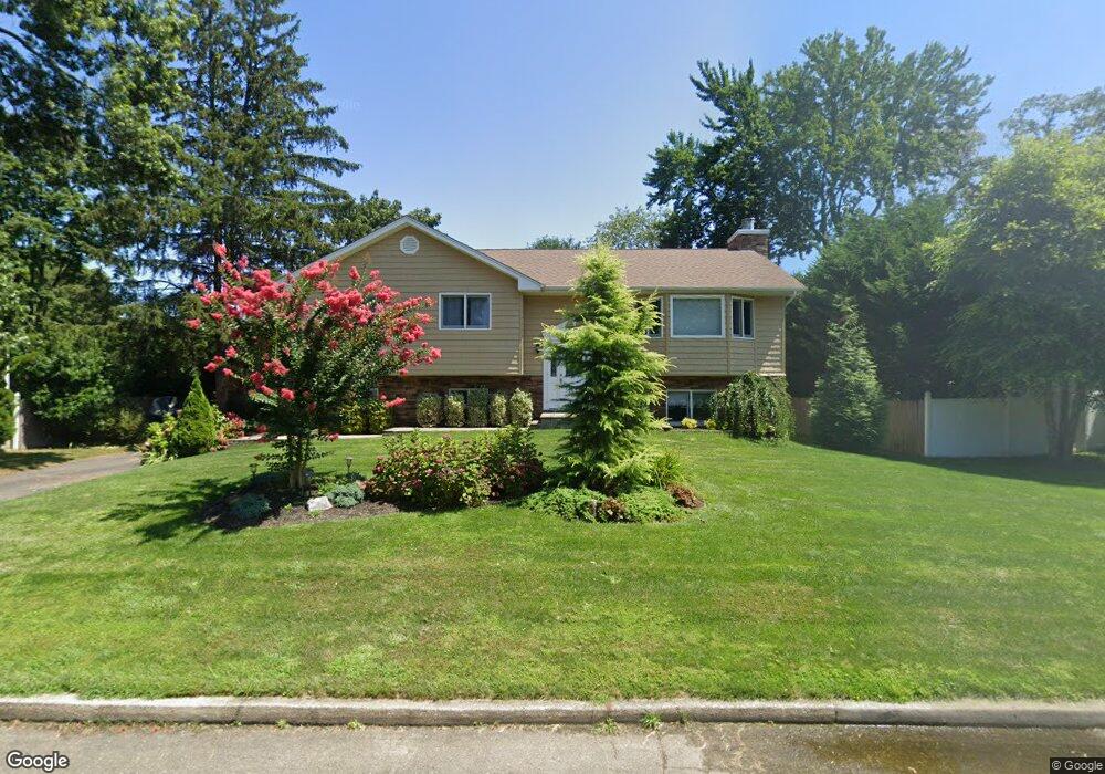 5 Briarcliff Ln, Glen Cove, NY 11542 - photo 1