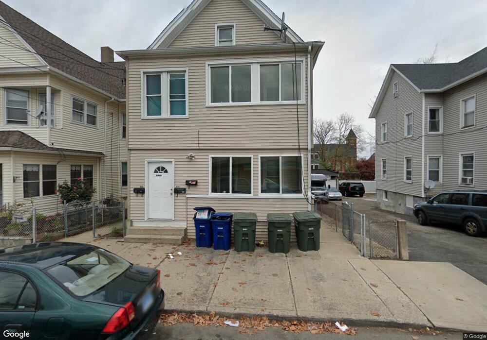 218 Frank St unit 220, Bridgeport, CT 06604 - photo 1