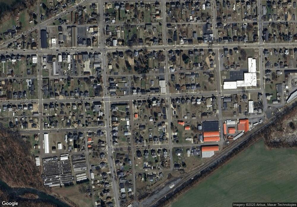 528 E 4th St, Nescopeck, PA 18635 - photo 1