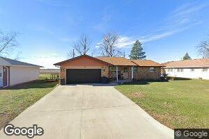 905 S 36th St, Mattoon, IL 61938