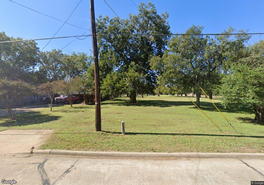 803 S Paris St, Ennis, TX 75119 - photo 1