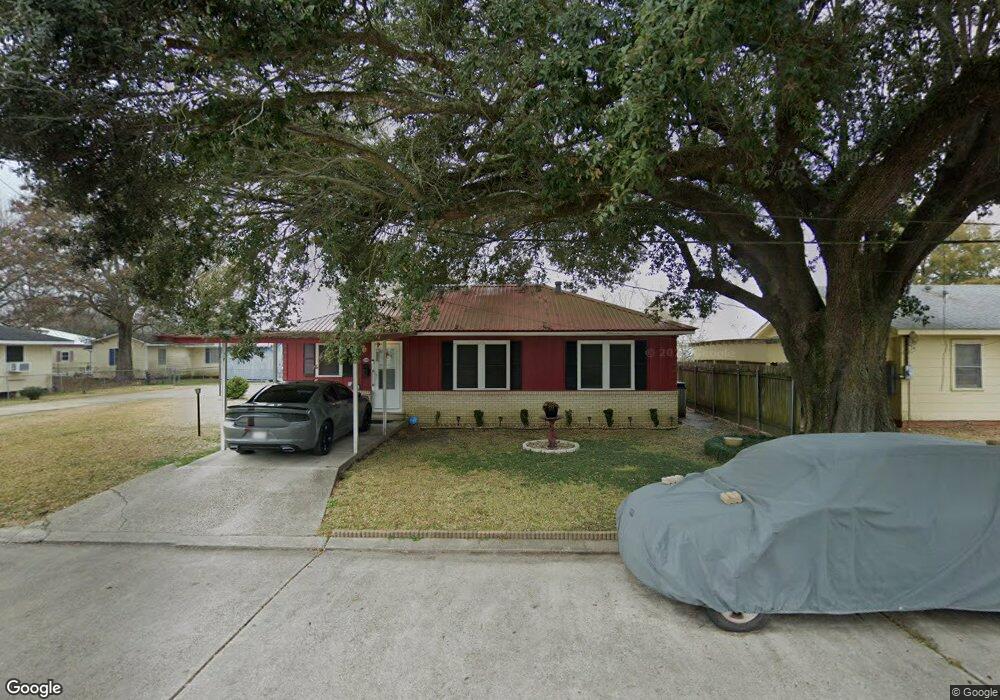 1120 Tupelo St, New Iberia, LA 70560 - photo 1