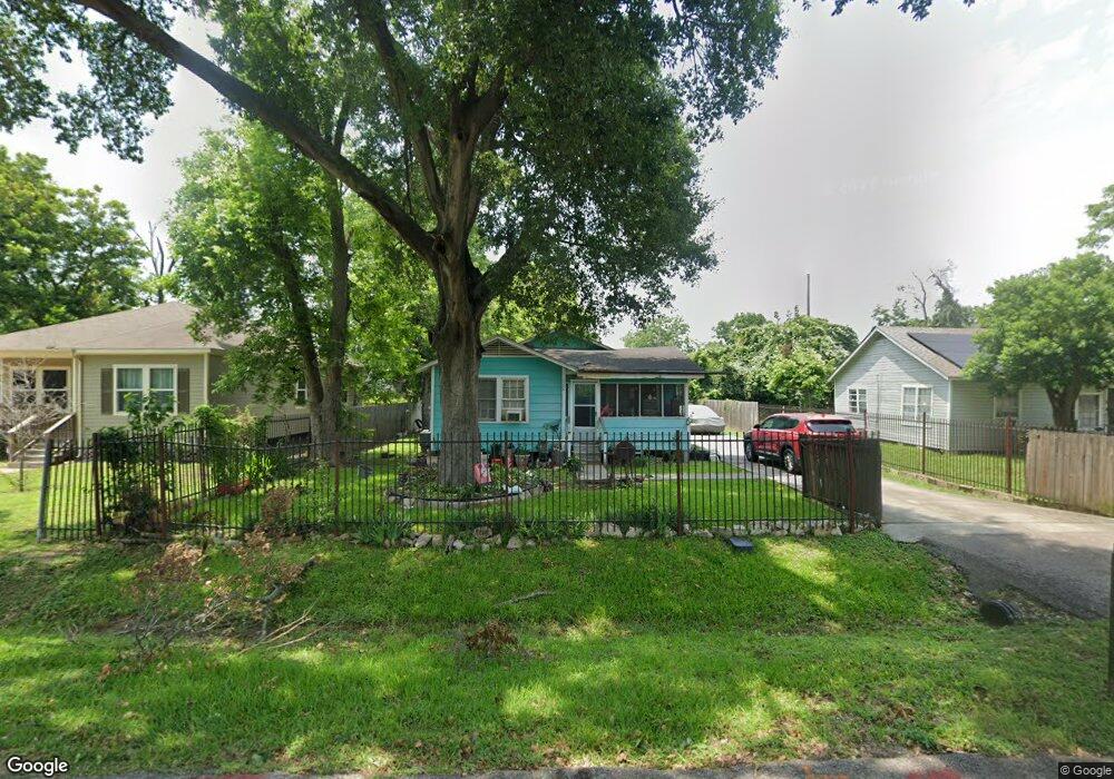 1026 Saint Clair St, Houston, TX 77088 - photo 1