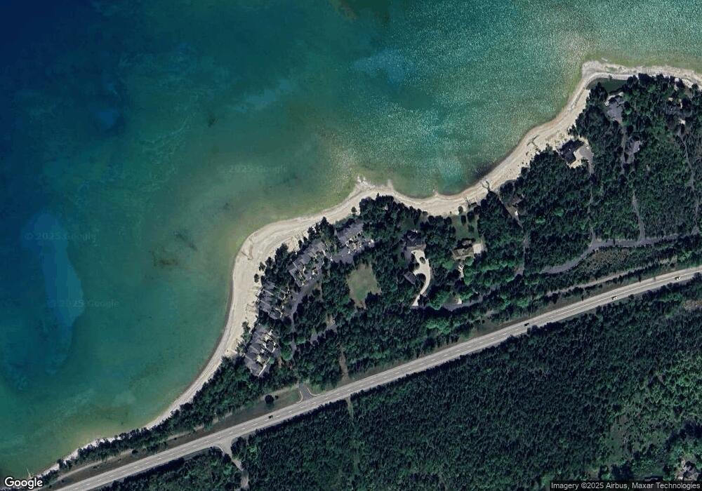 08175 Trillium Ct, Charlevoix, MI 49720 - photo 1