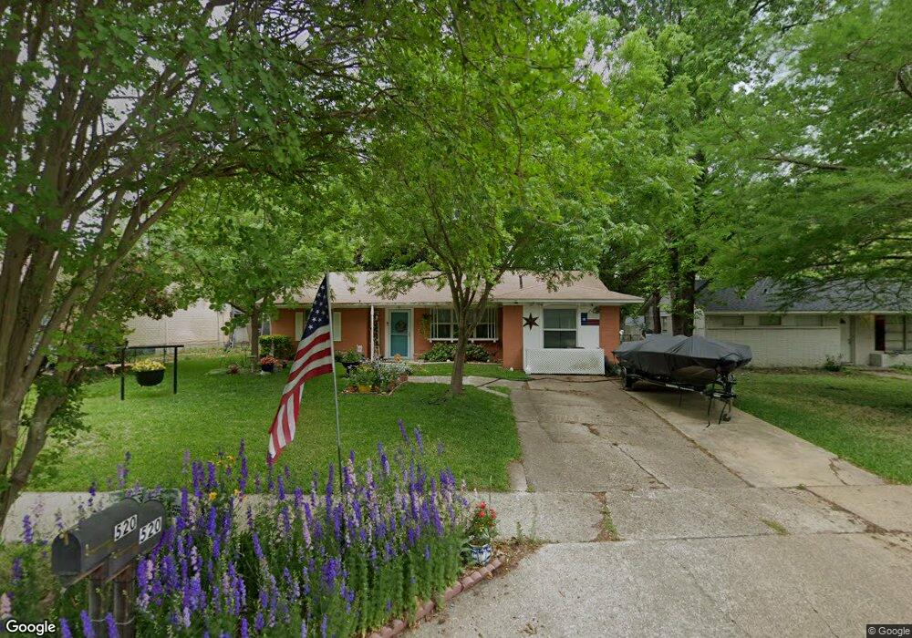 520 Cherry Ln, Ennis, TX 75119 - photo 1