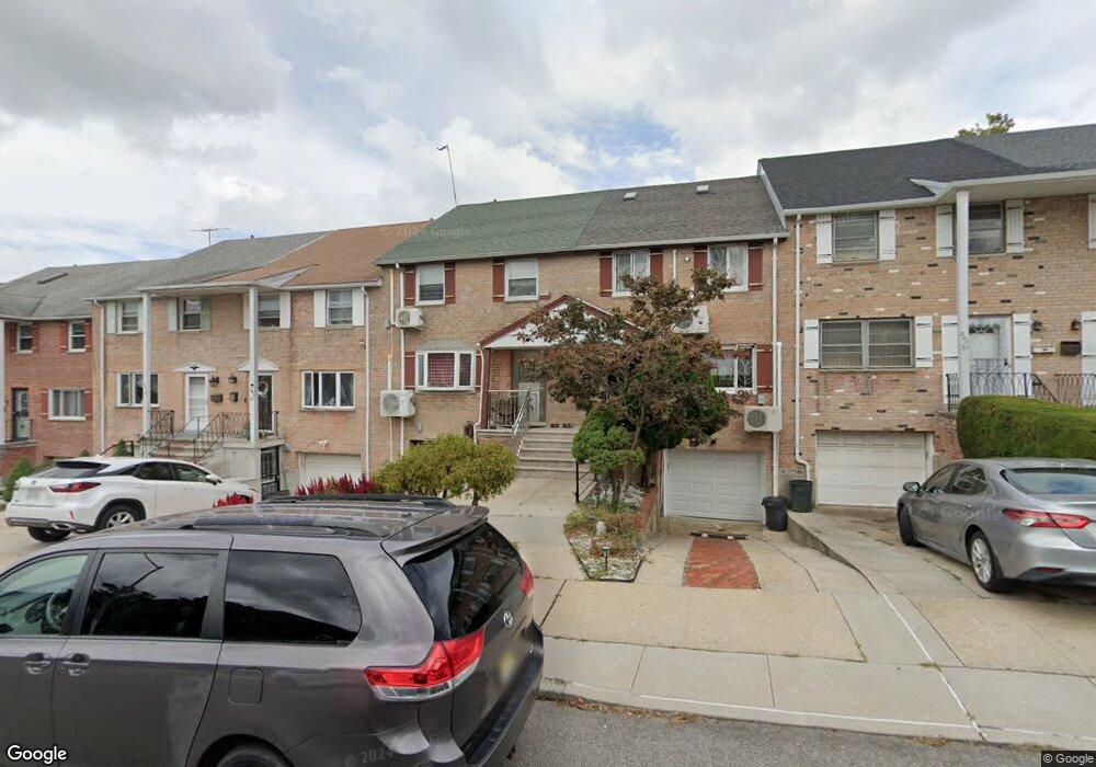 24027 65th Ave, Little Neck, NY 11362 - photo 1