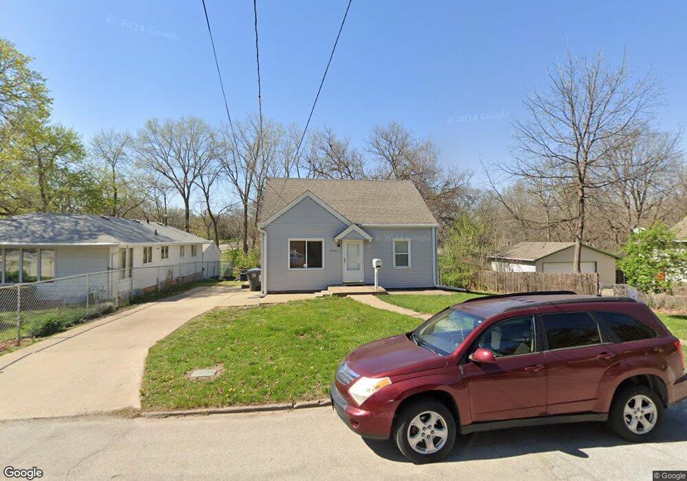 3511 Clark St, Des Moines, IA 50311 - photo 1