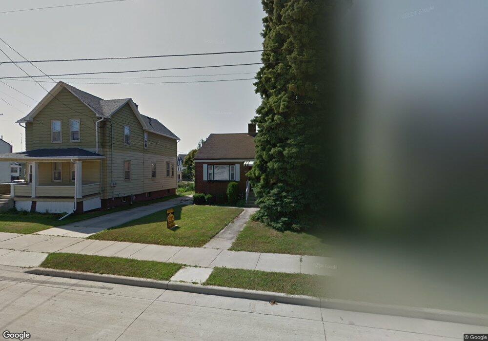 1609 19th St, Two Rivers, WI 54241 - photo 1