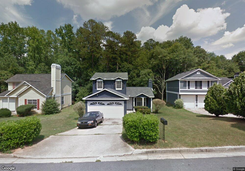 2050 Charles Cudd Ct, Lithonia, GA 30058 - photo 1