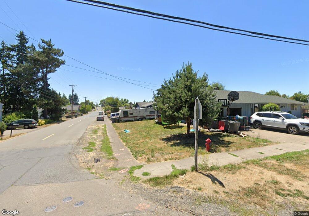 103 S Third St, Carlton, OR 97111 - photo 1