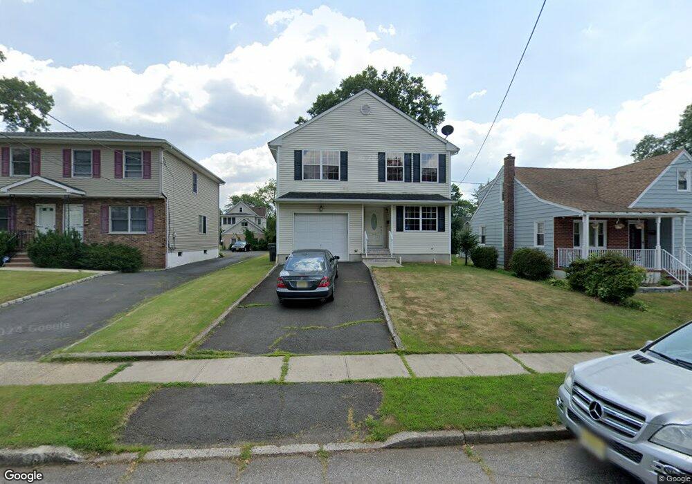 609 1st St, Dunellen, NJ 08812 - photo 1
