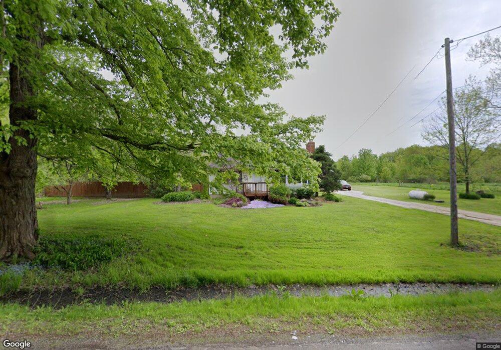 4911 E Maple Rd, Geneva, OH 44041 - photo 1